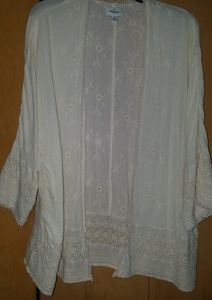 American Eagle Outfitters Embroidered Kimono